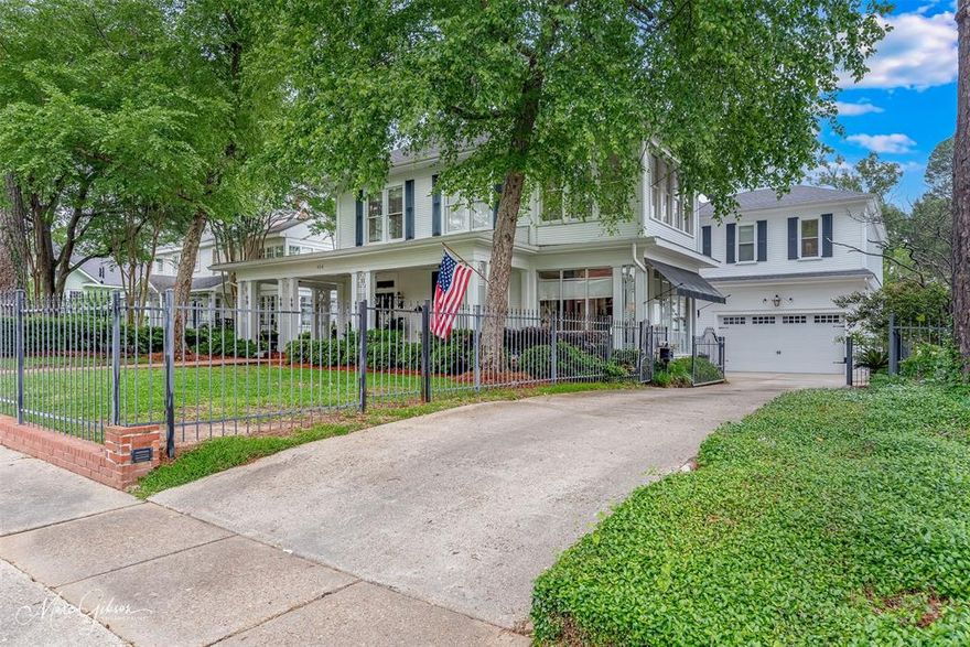 Historic South Highlands! Entertaining Dream Home! Stunning home with lovely formal rooms and casual relaxing areas. A chef's dream kitchen beautifully updated with granite countertops, island and an adjoining hearth room or den. Sunroom. Outdoor entertaining area with outdoor kitchen. New area of 2377 square feet added with primary bedroom suite, huge closets and a den or family room. Additional bedroom area of 3 bedrooms and 2 baths. All remodeled and in like new condition. Walking distance to Betty Virginia Park. Conveniently located! No sign on property! A MUST SEE TO TRULY APPRECIATE!