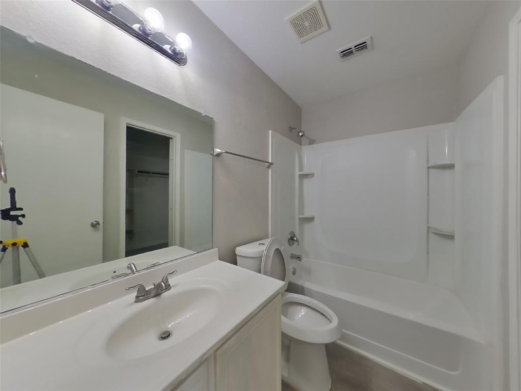 Sendera Ranch - Residential Lease