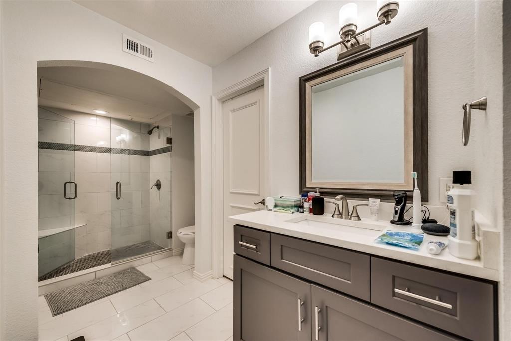 2205 Canton Street 111