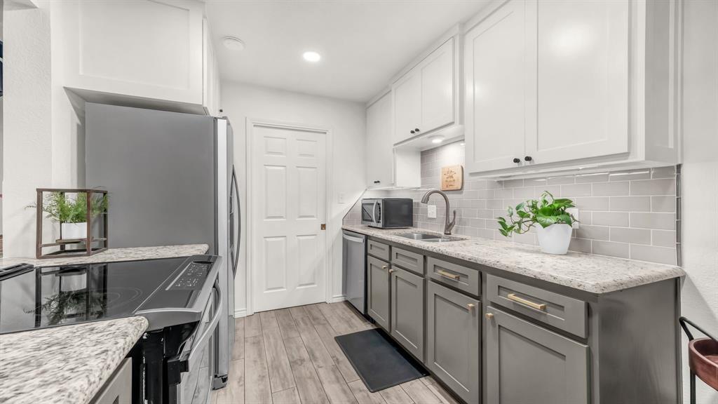 Sportsmans World - Residential