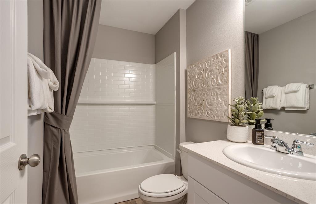 Travis Ranch 30s - Residential