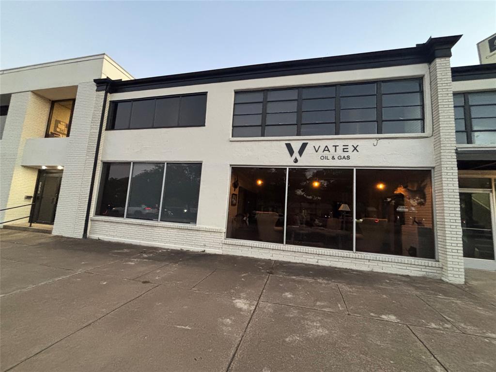 Van Zandt Hillside Add - Commercial Lease