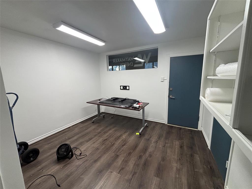 Van Zandt Hillside Add - Commercial Lease