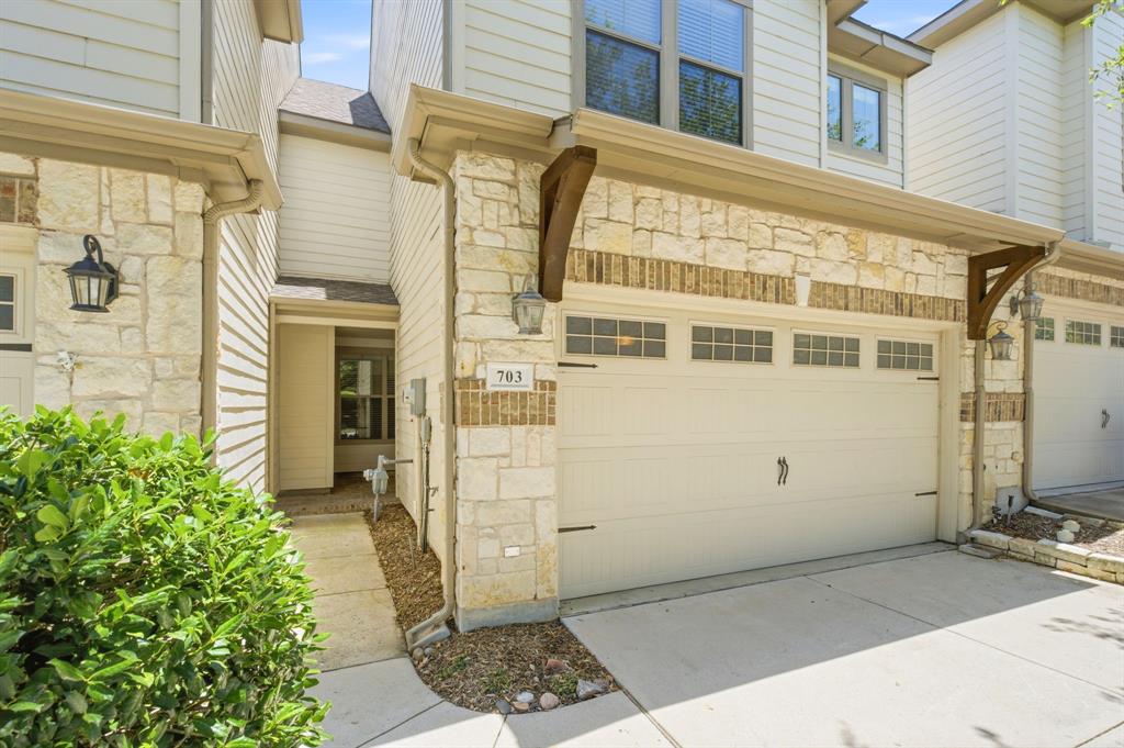 703 Chestnuthill Drive
