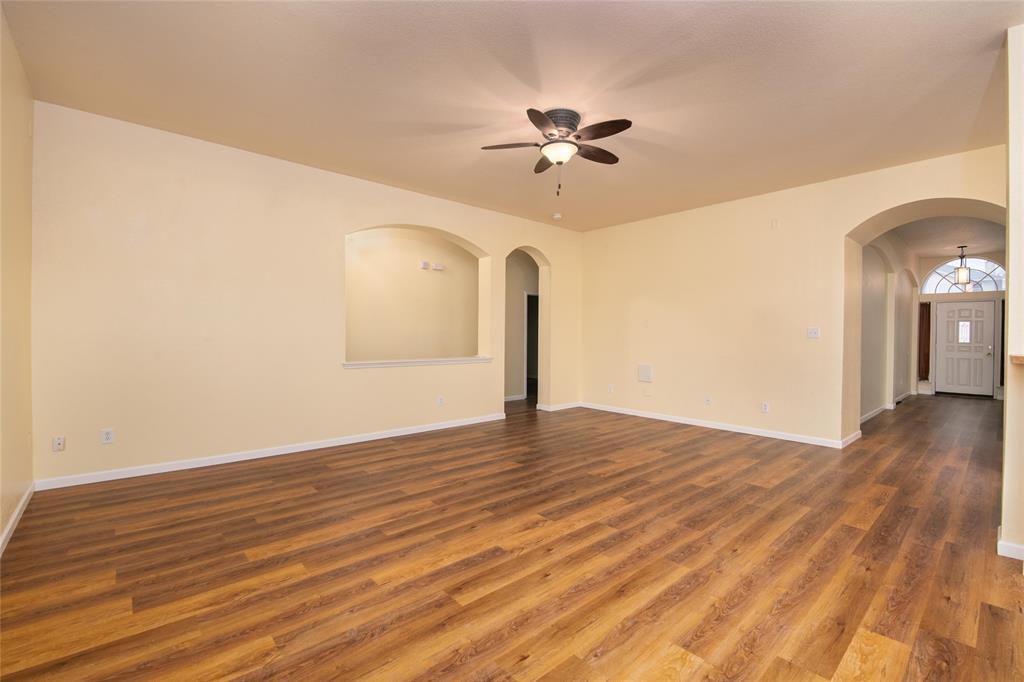 Deer Creek Arlington - Residential