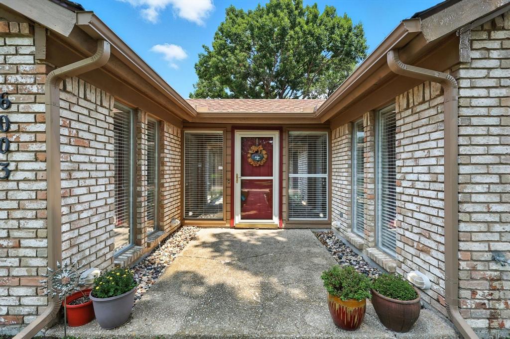 6003 Spring Flower Trail