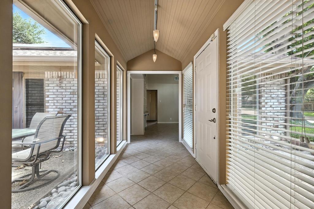6003 Spring Flower Trail