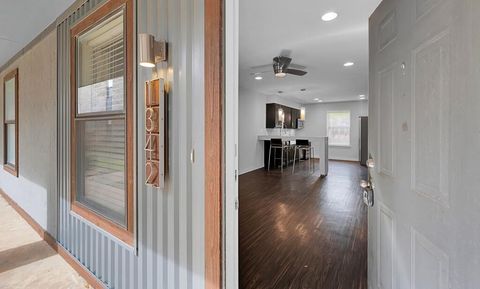 1342 S 12th Street Waco TX 76706