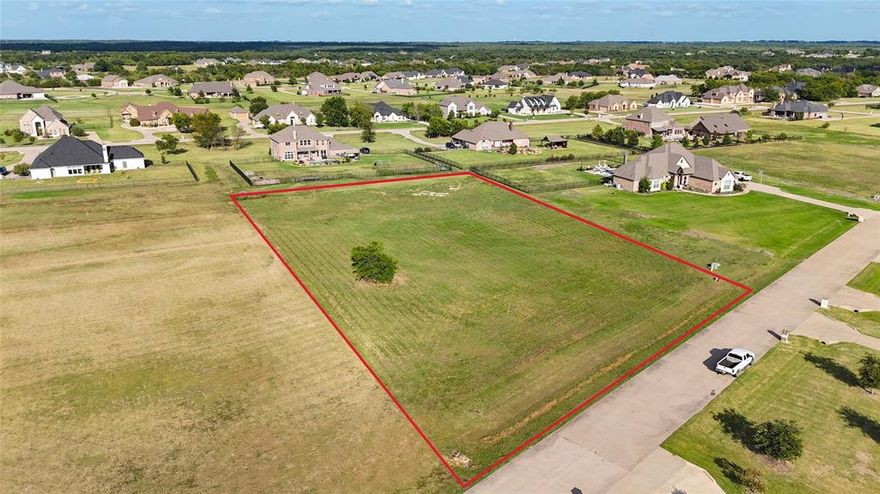 Rare opportunity to own a stunning 1.5-acre  lot in the highly ranked subdivision of High Point Lake Estates and the highly acclaimed Rockwall ISD. Build your dream home in this neighborhood which boasts 41-acre reserve, stocked private lakes, pavilion and playground for the kids, walking trails, and lots of greenbelt areas. Buy now and bring your custom builder or build later in the subdivision featuring beautiful homes on large lots with an expansive view of the countryside. Close to Rockwall shopping, restaurants, entertainment and area lakes. Don’t miss out on this one-of-a-kind property that  living with ample space and tranquility!