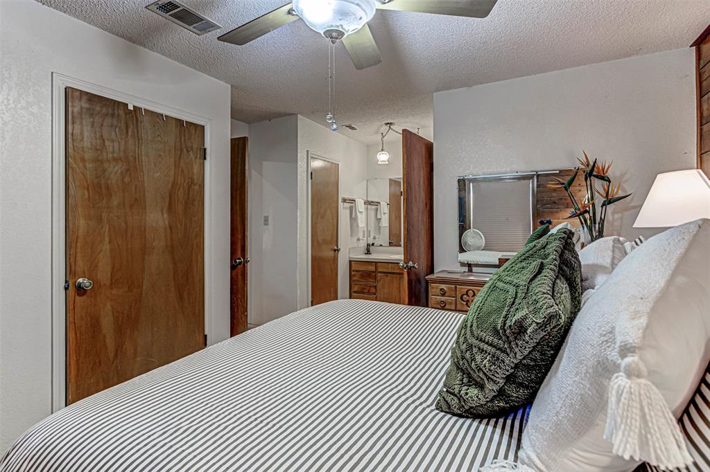 Oaks at Spicewood - Farm