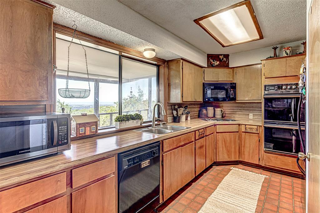 Oaks at Spicewood - Farm