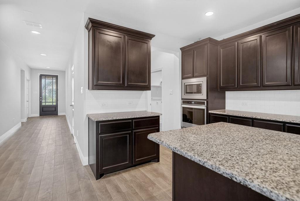 Live Oak Crk - Residential