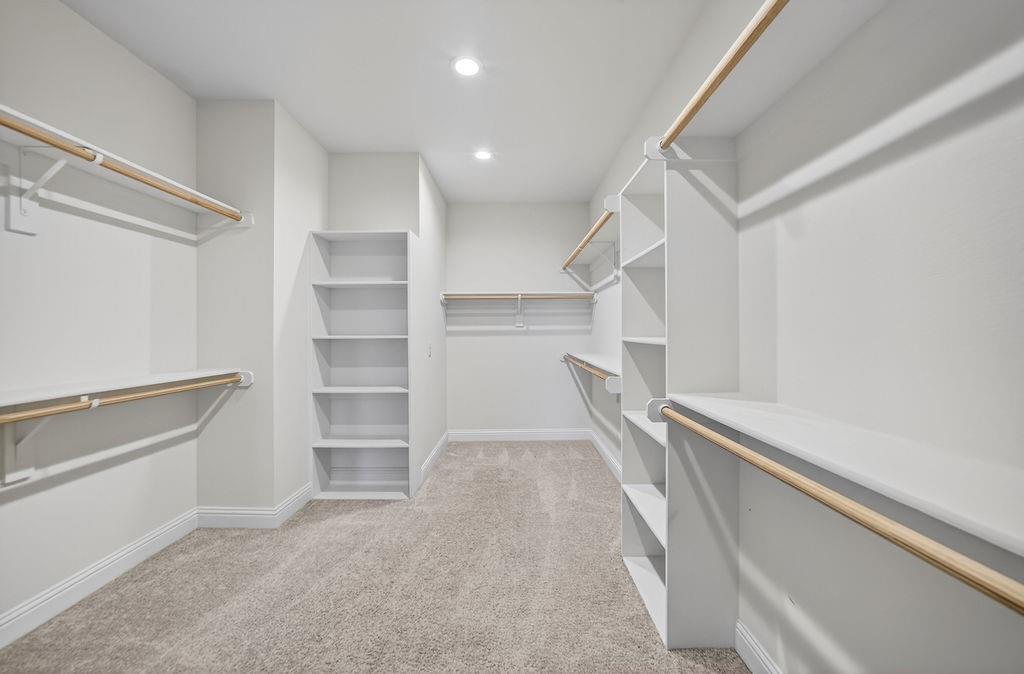 Live Oak Crk - Residential
