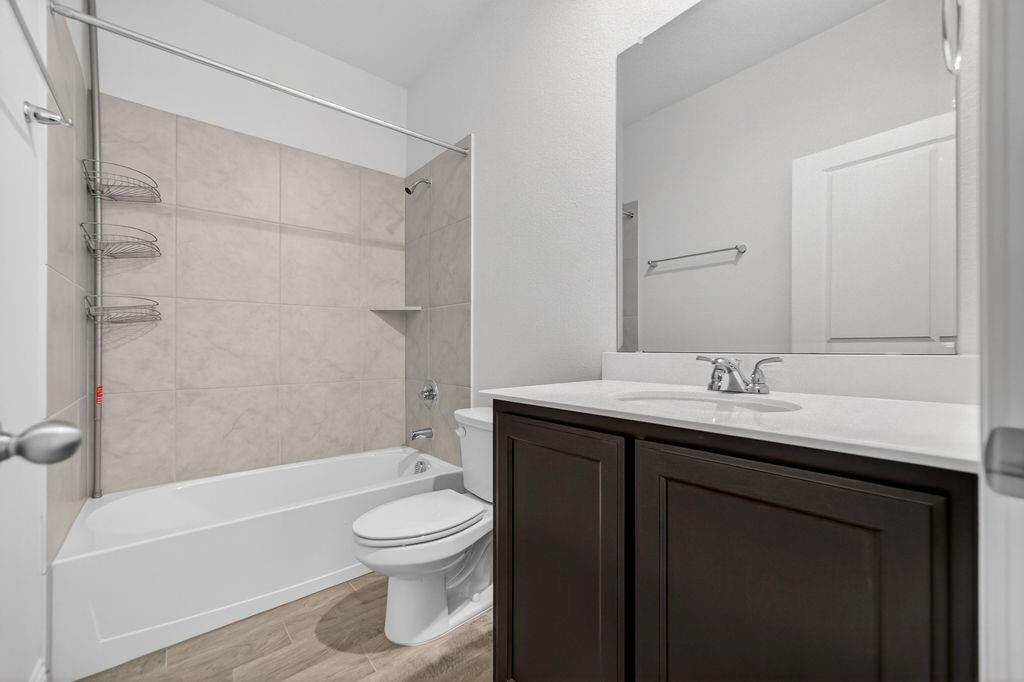 Live Oak Crk - Residential