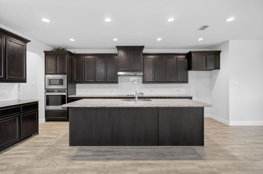 Live Oak Crk - Residential