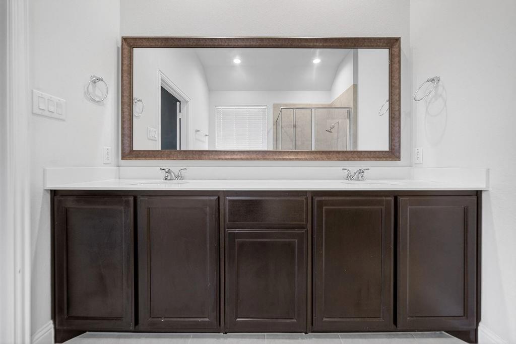 Live Oak Crk - Residential