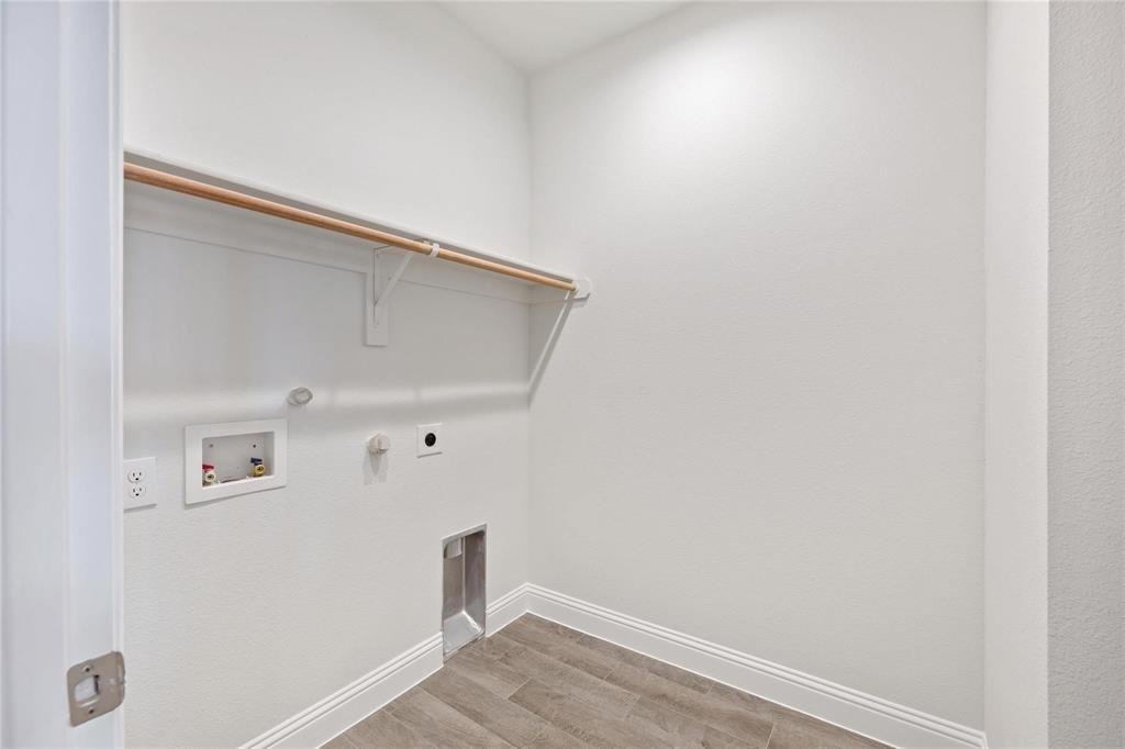 Live Oak Crk - Residential