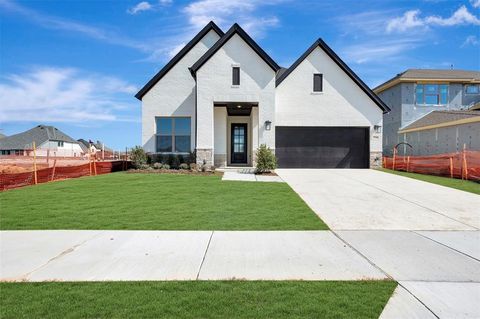 3760 Bermuda Grass Way Grand Prairie TX 76084