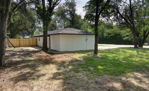 A home in Terrell