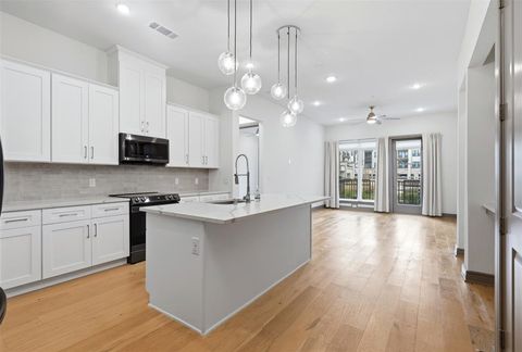 Photo of 2700 Old Denton Road #1044, Carrollton, TX 75007 (MLS # 21195738)