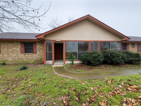 A home in Sulphur Springs