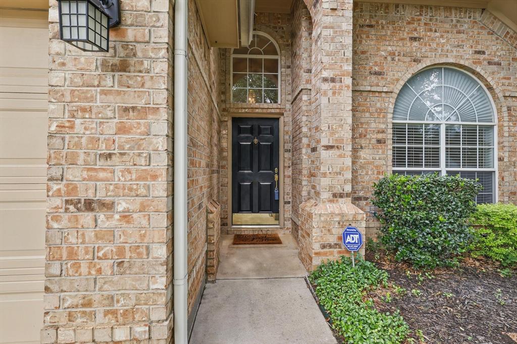 3812 Ridgemont Lane