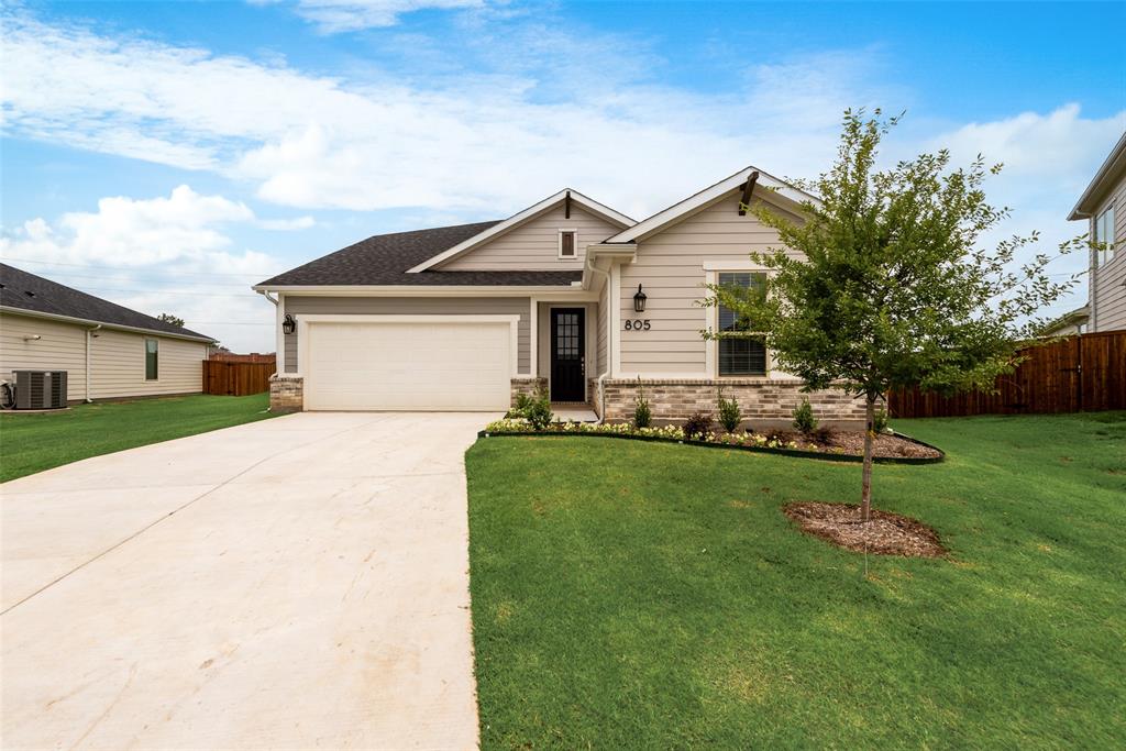 805 Hayes Court