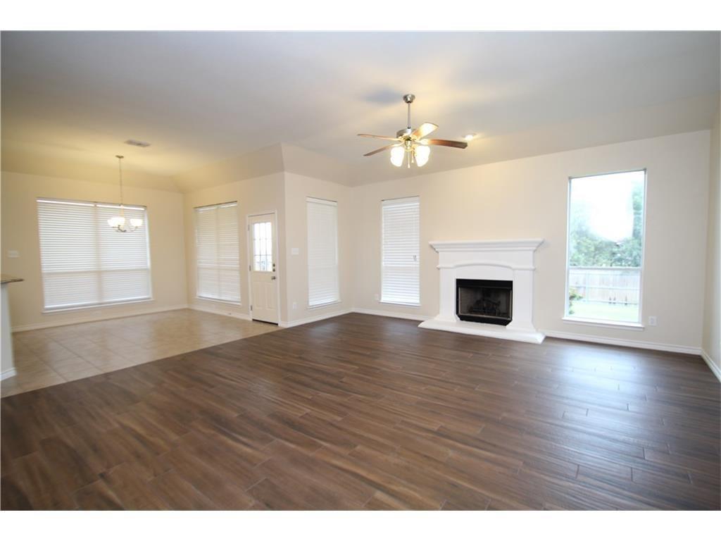 Mistletoe Hill Ph IV - Residential Lease