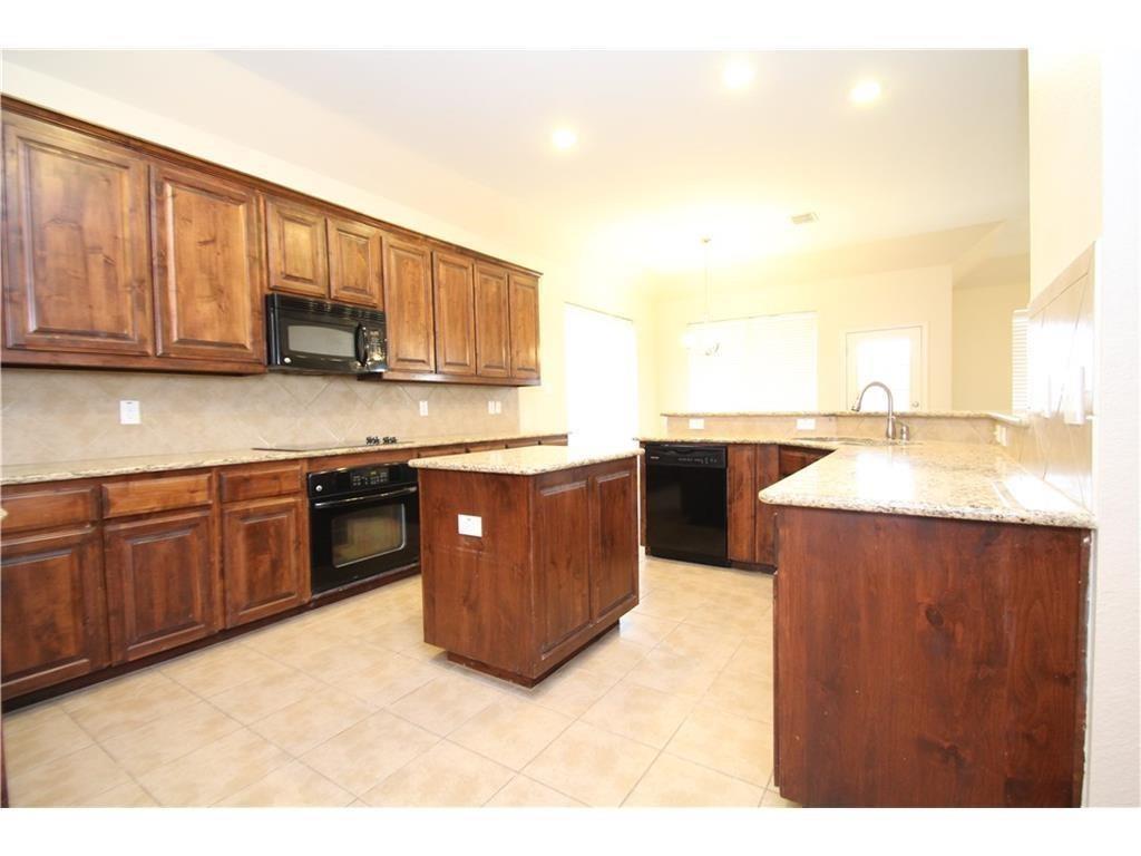 Mistletoe Hill Ph IV - Residential Lease