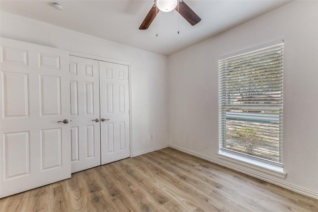 Freeway Forest 03 - Residential