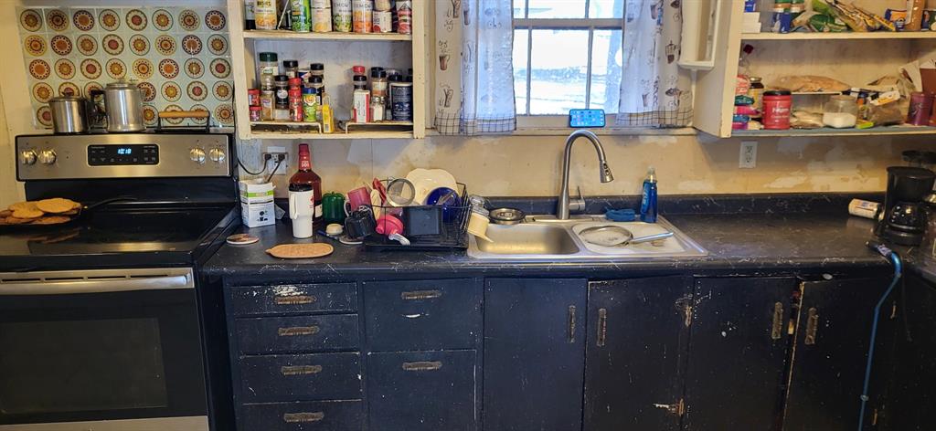 Town Sulphur Spgs - Residential