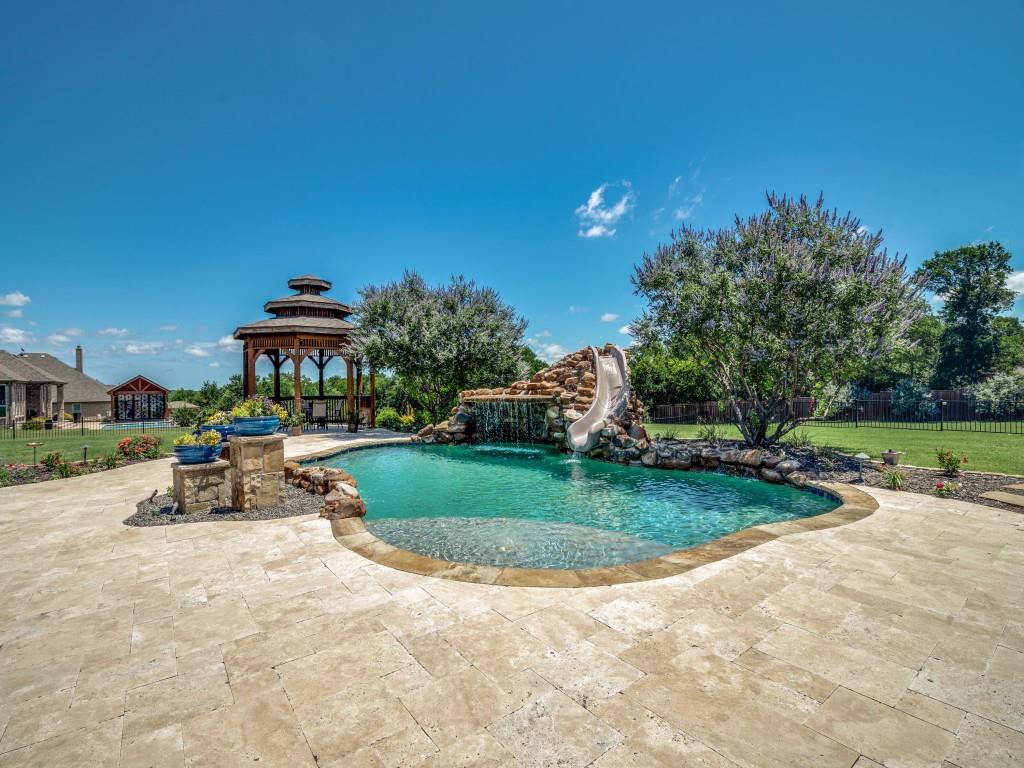 2524 Morning Mist Lane