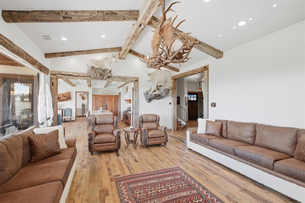 1673 Scenic Drive 301