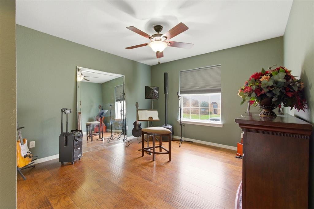 Country Rdg Estate - Residential