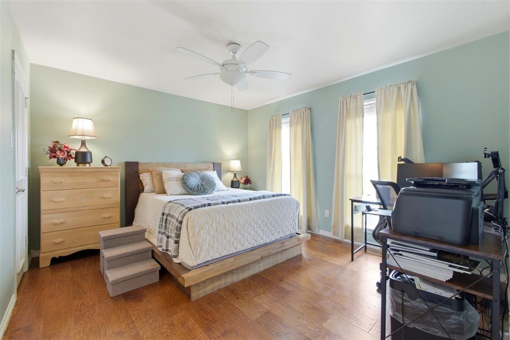 Country Rdg Estate - Residential