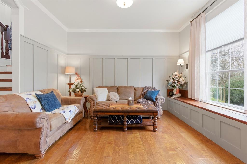 Country Rdg Estate - Residential