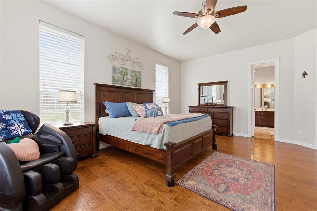 Country Rdg Estate - Residential