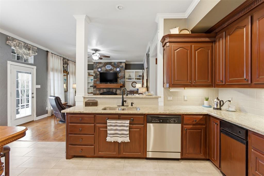 Country Rdg Estate - Residential