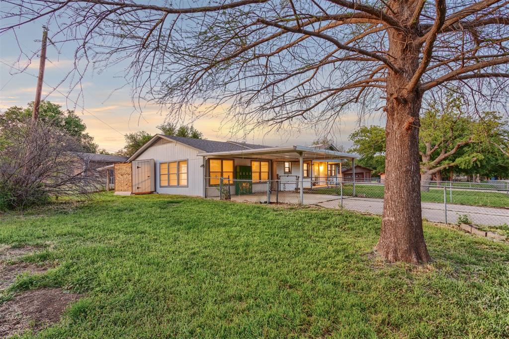 Hilltown 1 - Residential Lease