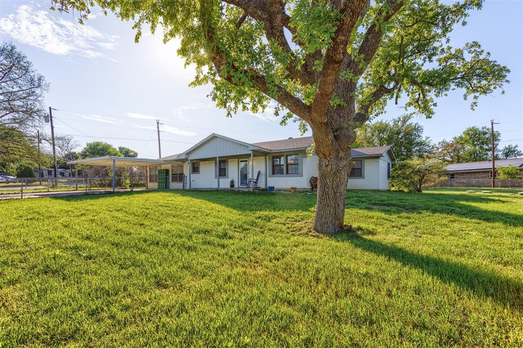 Hilltown 1 - Residential Lease