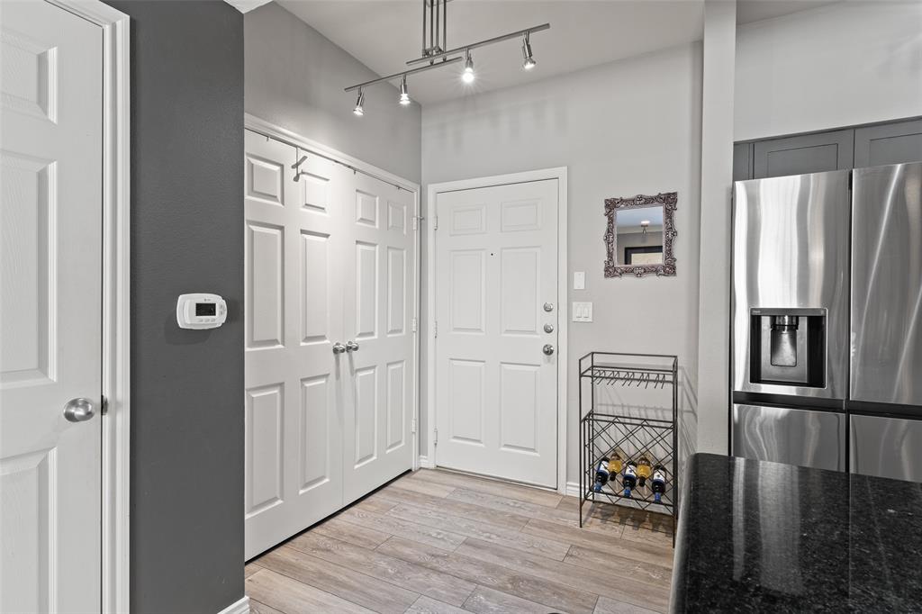 3102 Kings Road 3201