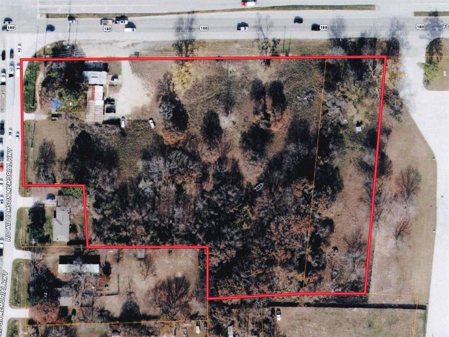 PRIME COMMERCIAL LOCATION!  Exceptional 5.025 acre commercial opportunity positioned on the highly visible hard SE corner of Hwy 180 and Center Point Road with strong traffic counts and outstanding access.  This tract offers premier frontage and exposure in one of the area’s fastest-growing commercial corridors.  Commercial development in the immediate vicinity is rapidly accelerating, highlighted by Costco anchoring the booming I-20 and Center Point Road interchange. Surrounding growth with continued infrastructure improvements makes this site ideal for retail, restaurant or office. The corner configuration allows for multiple access points and flexible site planning, creating strong potential for high-traffic users seeking maximum visibility and accessibility.