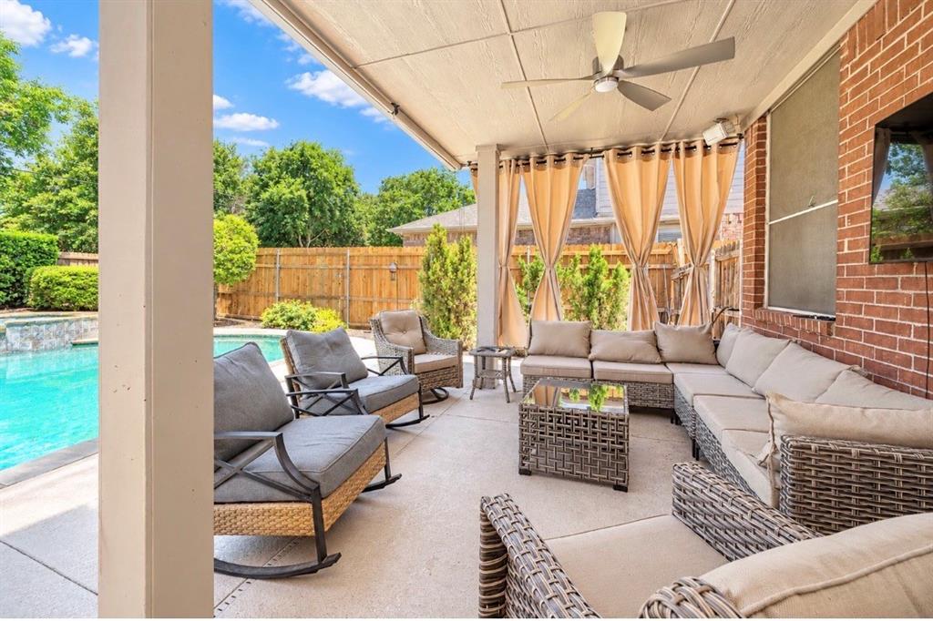 1808 Lacey Oak Lane