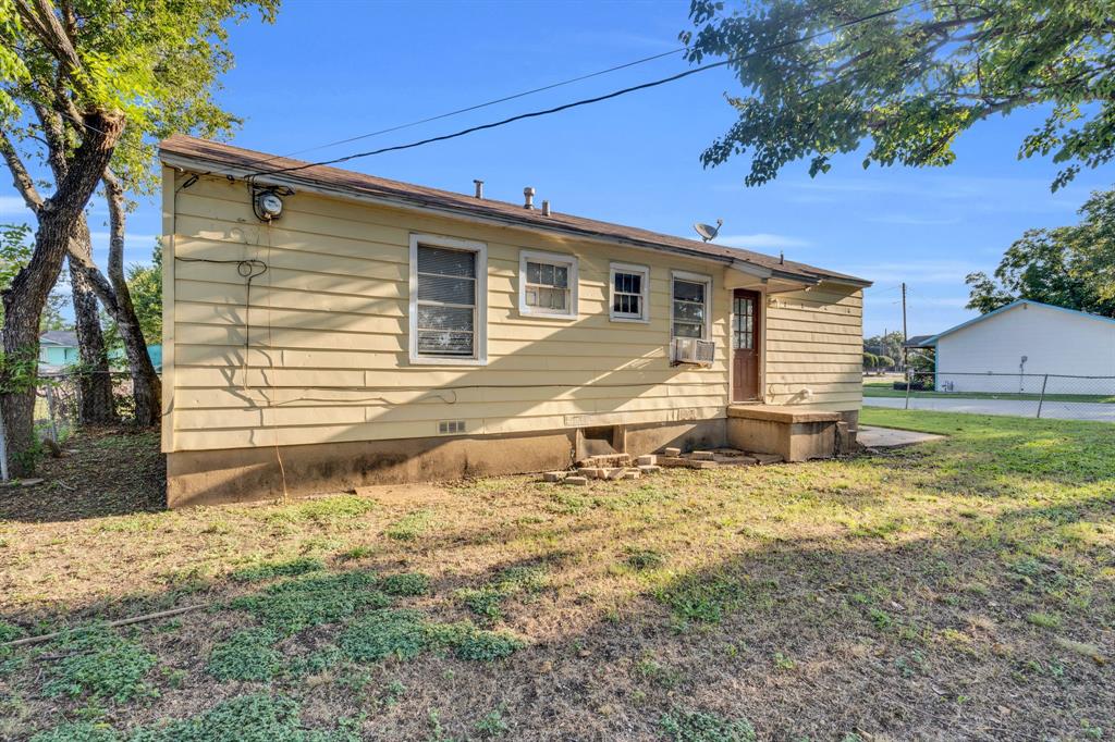 202 W Wheatland Road