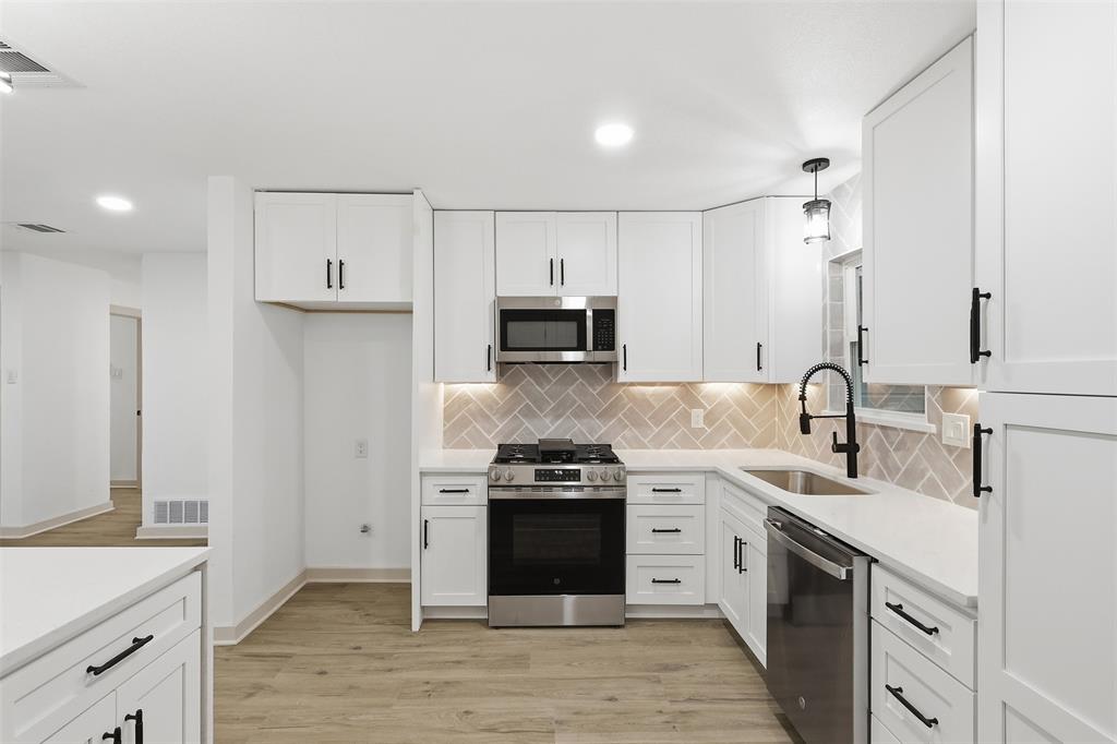 8442 Campanella Drive