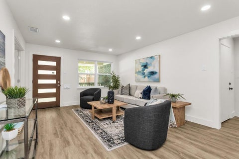 Photo of 10623 Mccree Road, Dallas, TX 75238 (MLS # 21299432)