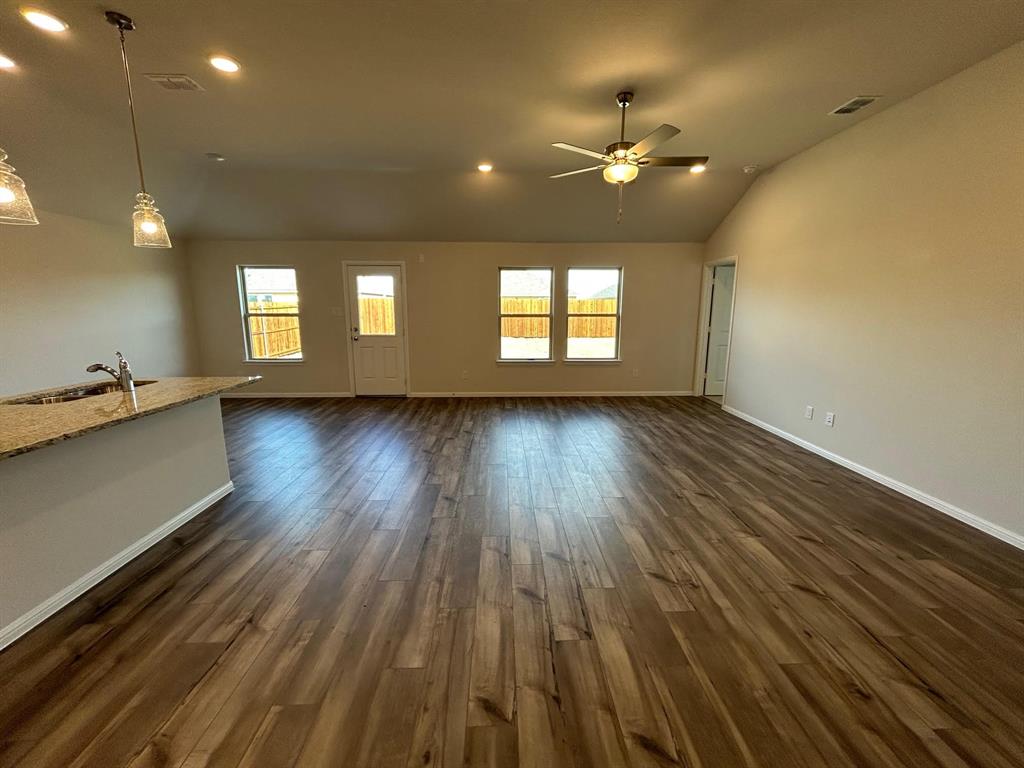 1909 Indian Grass Drive