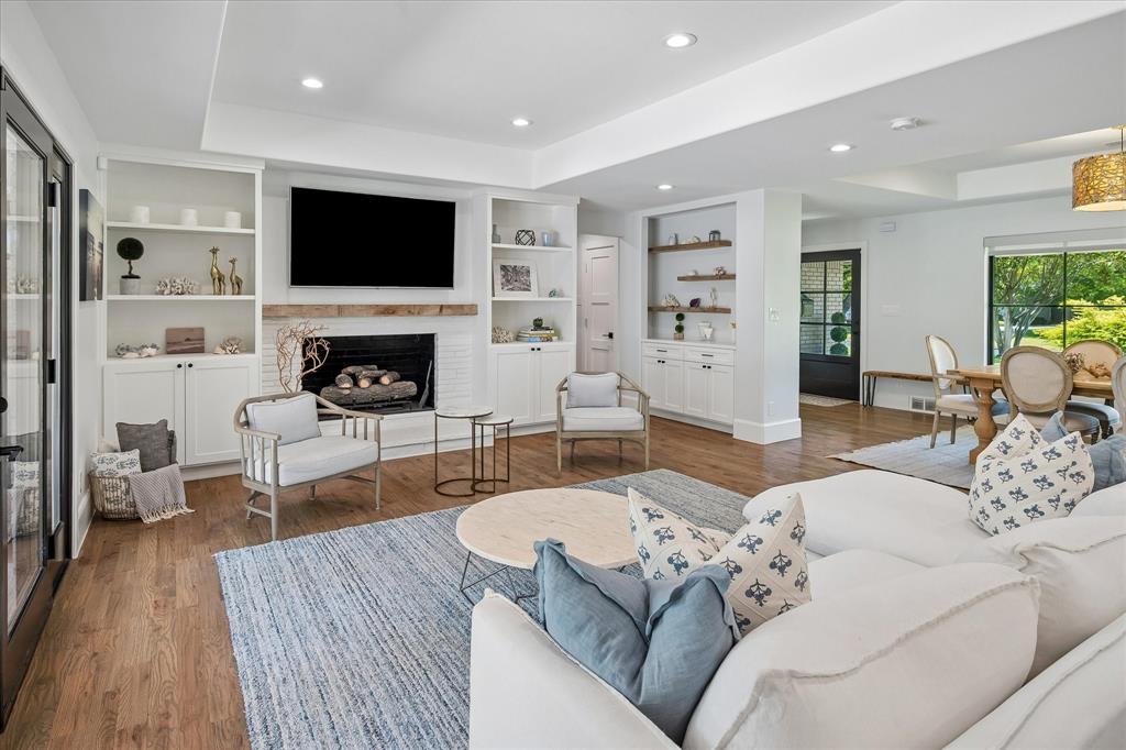 5939 Melshire Drive