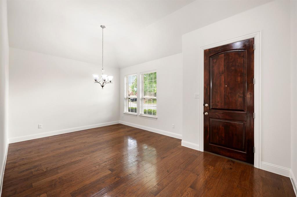 5700 Centeridge Lane