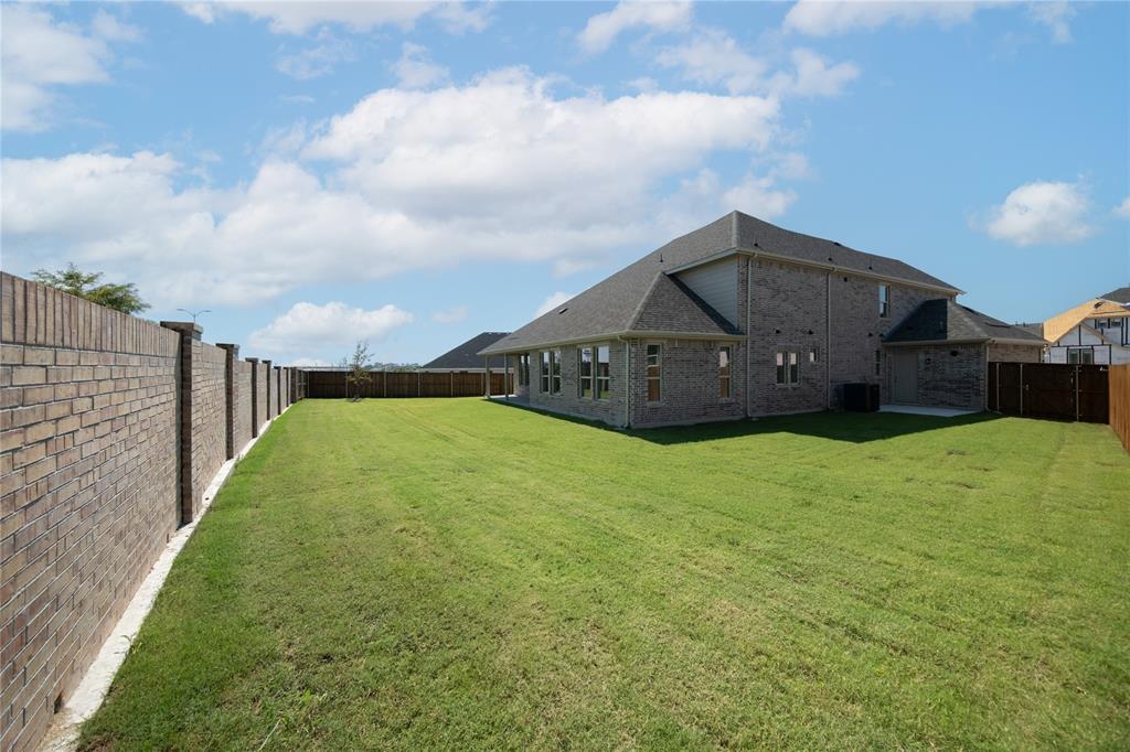 2837 Spring Valley Way